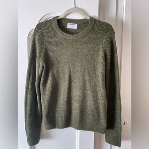 Green Old Navy sweater size medium